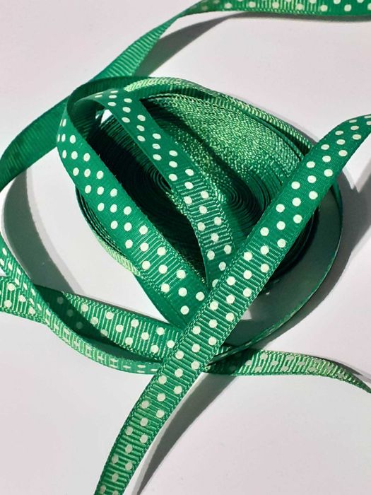 Wstążka ozdobna. Taśma rypsowa. Szerokość 10 mm.        9,90 metra