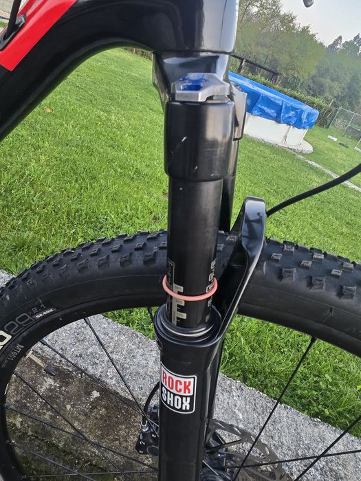 Bicicleta btt carbono
