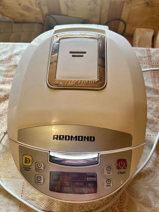 Мультиварка Redmond RMC-M4500, 5л