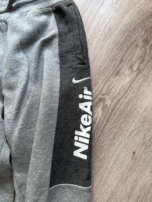 Dresy Nike 147-158 dobre na XS dla niskiej osoby