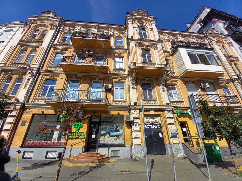 Продам квартиру з каміном вул Басейна 15 Центр Бесарабка Хрещатик