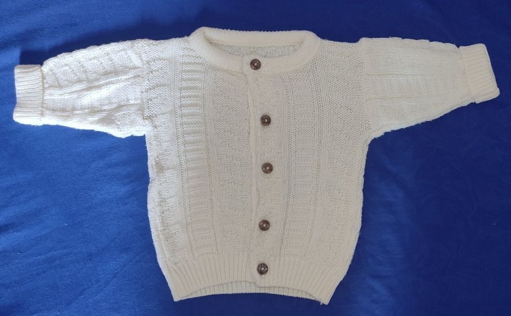 Теплая кофточка кофта