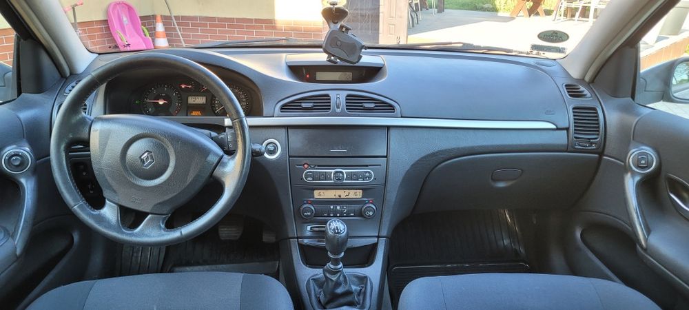 Renault Laguna   150km d
