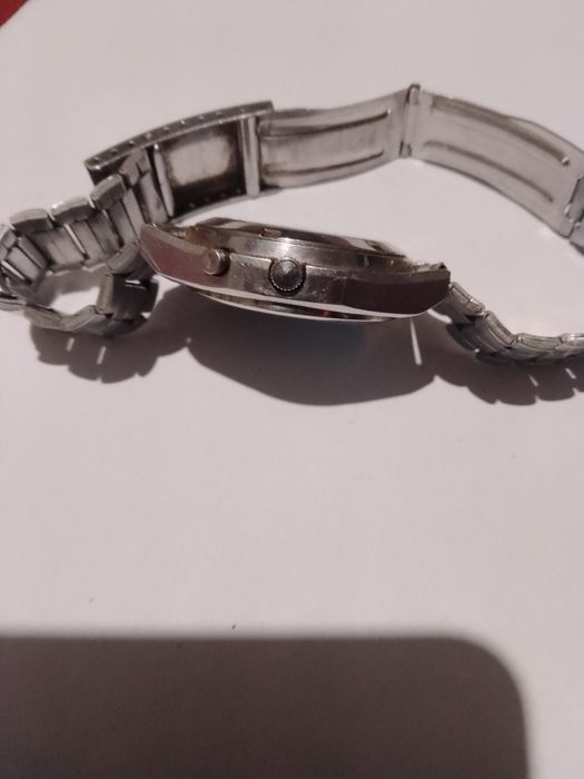 Продам часы Восток.