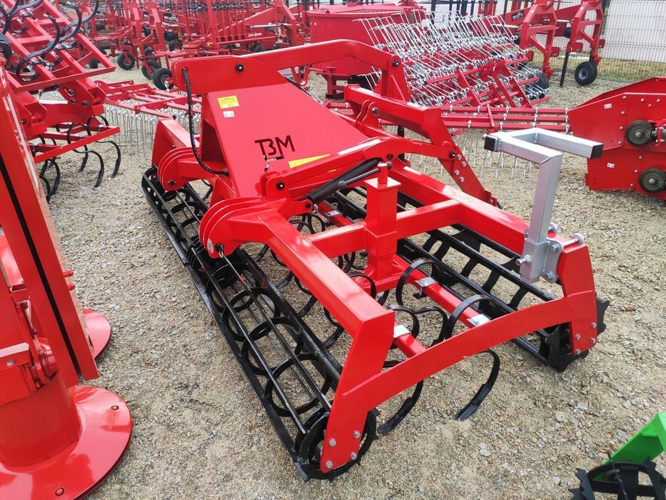 Agregat uprawowo-siewny 2,5m 2,7m 3,0m wał daszkowy packera