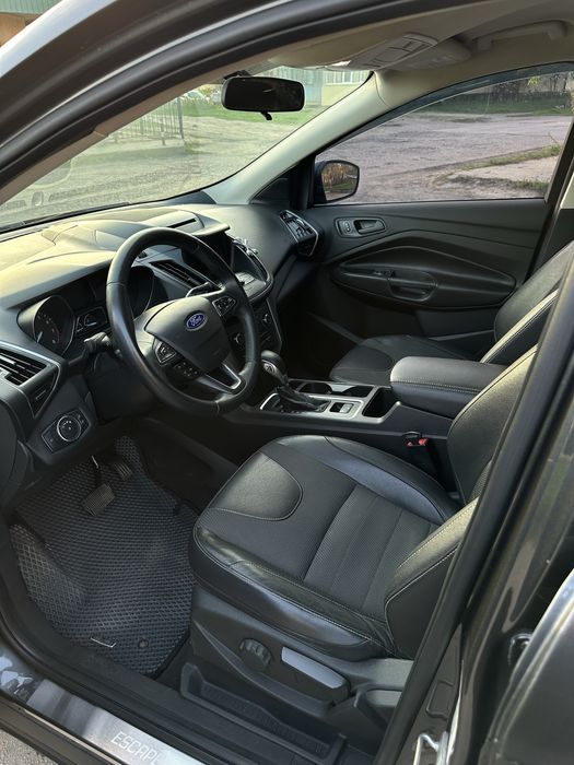 Продам Ford Escape 2019р