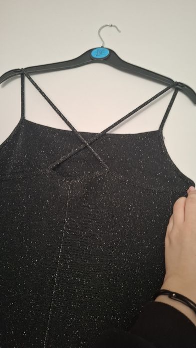 Sukienka brokatowa na andrzejki studniówkę długa z rozporkiem