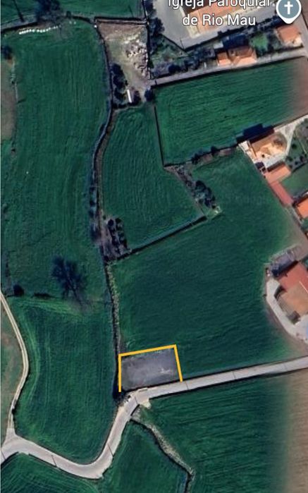 Aluga-se Estaleiro/ Terreno/ Espaço