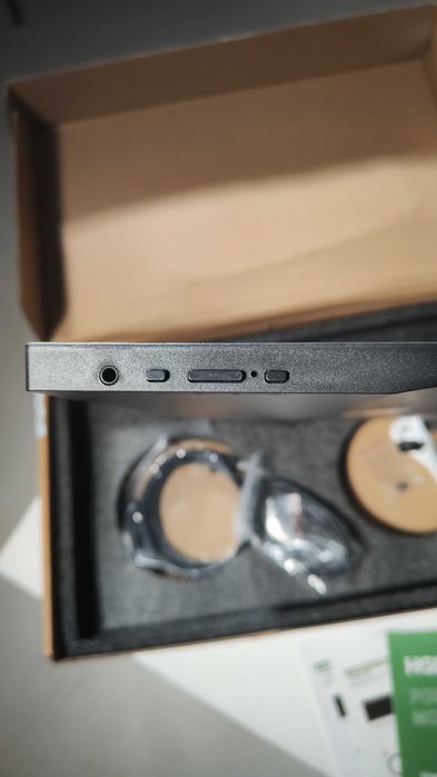 Портативний монітор 18.5" з динаміками, 1920х1080 IPS, 120 hz