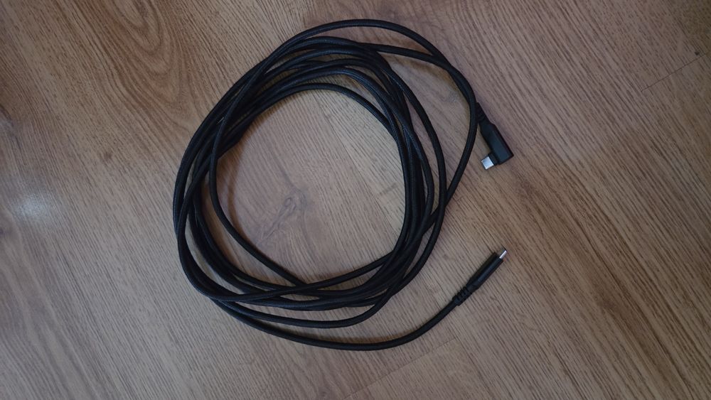 Oculus Quest 2 128gb + kabel 5m + gumowa nakładka + torba ochronna