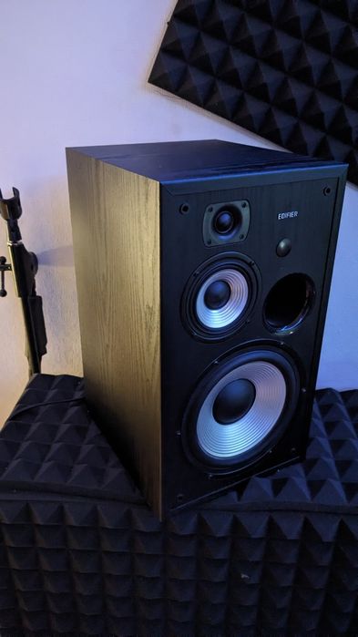 Колонки Edifier R2800