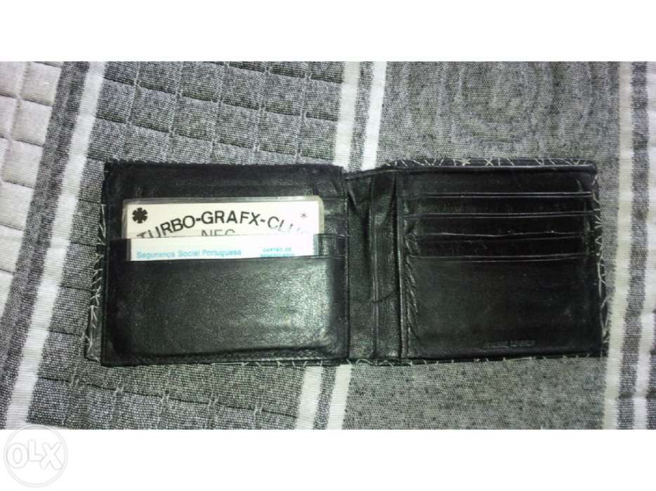 Vendo/Troco Carteira em pele Deeply