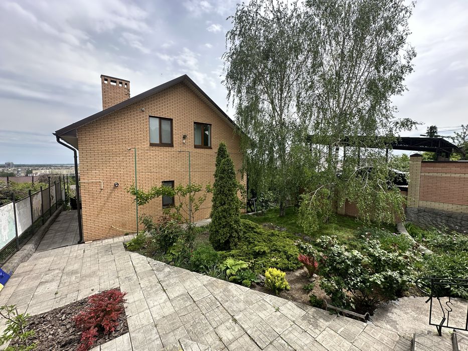 Продаж будинок Ж/М Перемога між Ж/М Сокіл