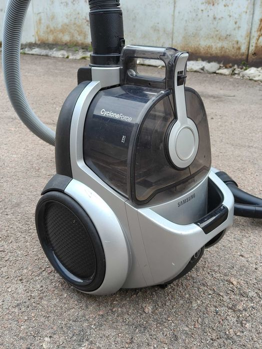 Пылесос  SAMSUNG