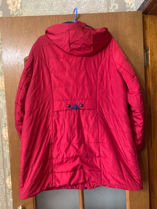 Жіноча куртка демісезон