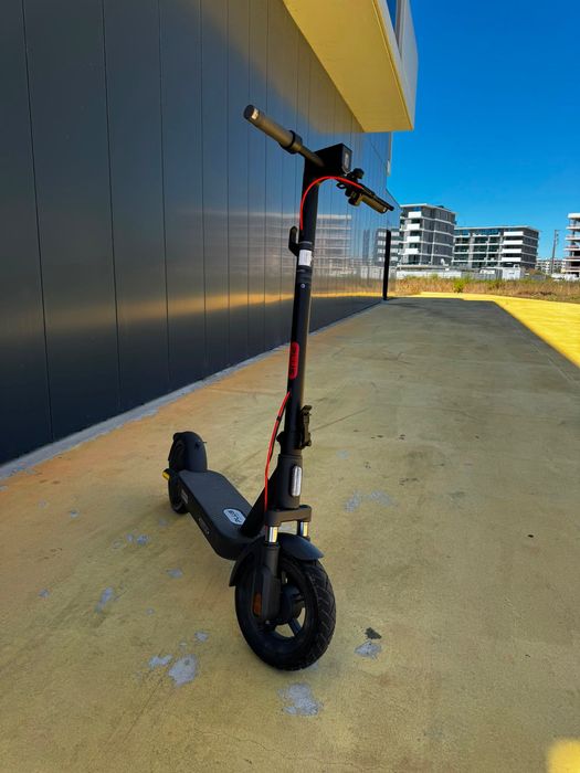 Trotinete Elétrica XIAOMI 5 Plus (400 W - Autonomia: 60 Km)