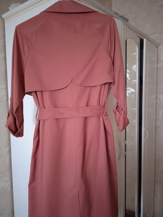 Продам женский плащ