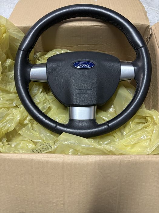 Kierownica z poduszką powietrzną skorzana Ford Fiesta