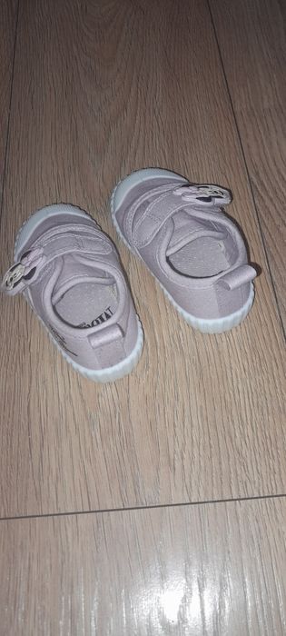 Trampki dla dziewczynki smyk 20