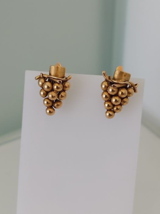 Par de brincos em ouro de 19,2kt