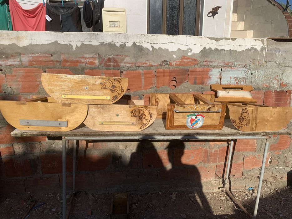 Vendo catamarans prontos para rasgar mares