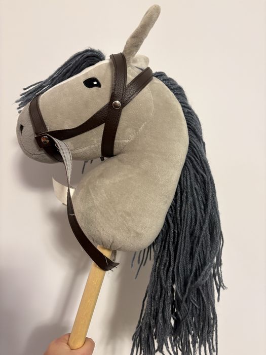 Hobby Horse - Koń na kiju, szary - by Astrup