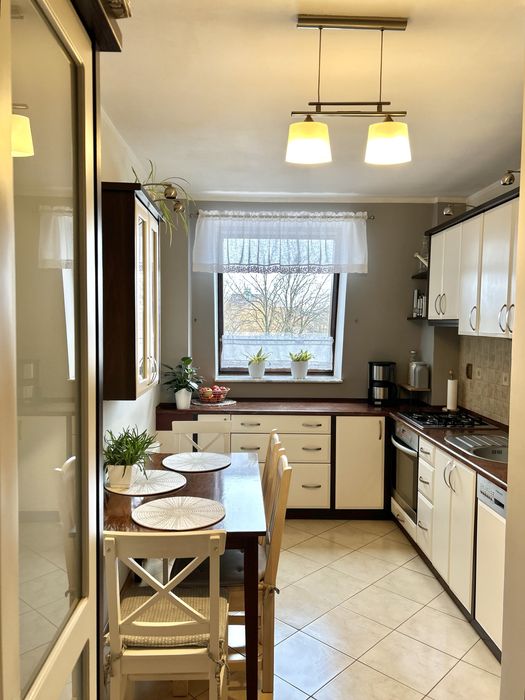 Wyjątkowe, słoneczne mieszkanie dwupoziomowe z dwoma balkonami