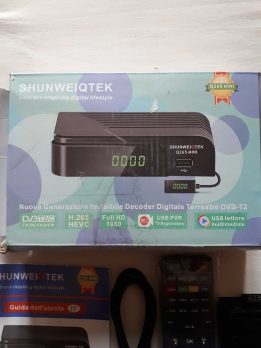 Цифровий ефірний DVB-T2 декодер SHUNWEIQTEK Q265 MINI
