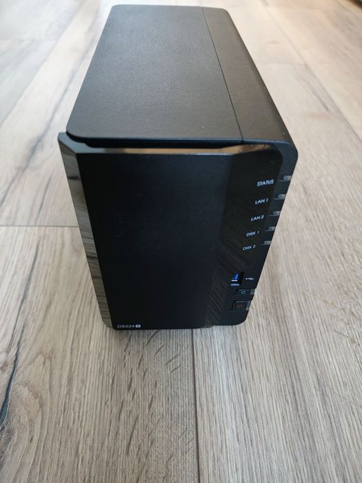 Synology DiskStation DS224+ – 2-zatokowy NAS, stan idealny