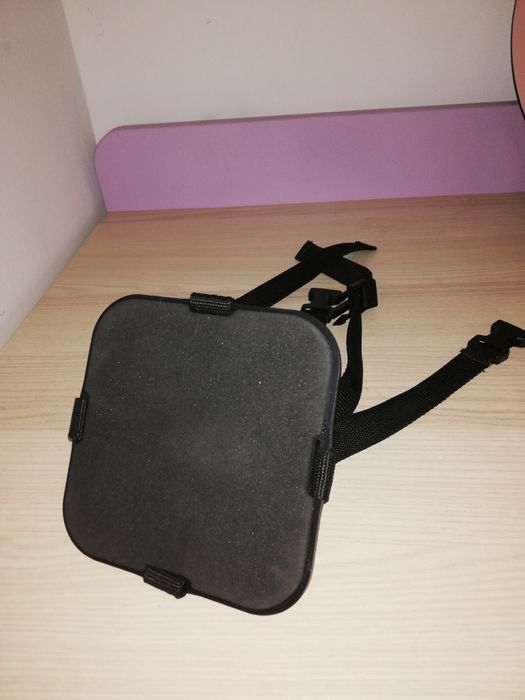 Lusterko do obserwacji dziecka w aucie