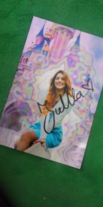 Zdjęcie z autografem Julki Żugaj