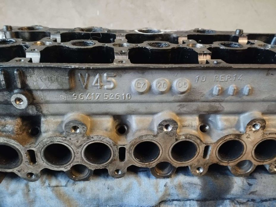 Розподільчий вал постіль з валами Ford S-MAX