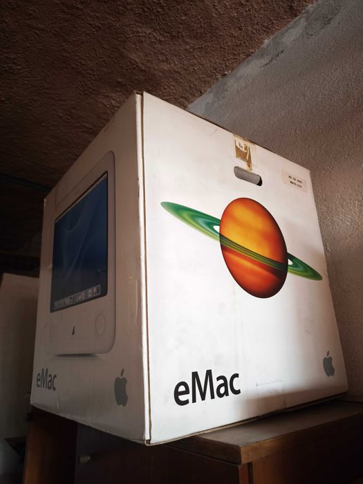 eMac ainda a funcionar