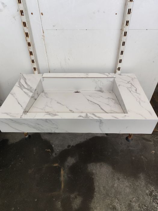 Umywalki na zamówienie z płytki ceramiczne