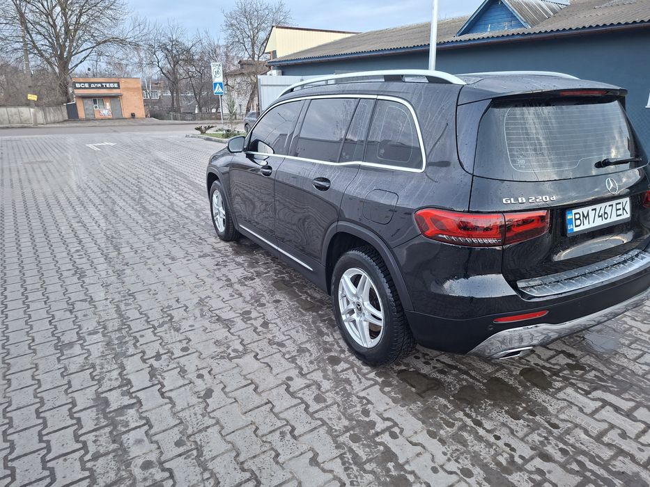 Продам мерседес GLB 220d