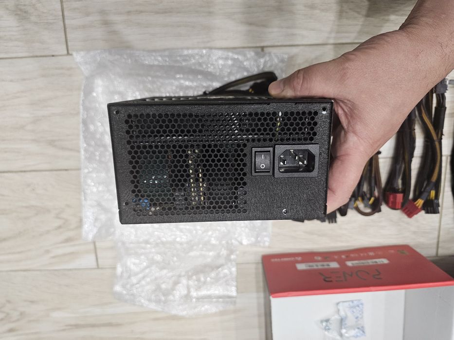 Блок живлення 1000w, CHIEFTEC GPS-1000C, 80 plus gold