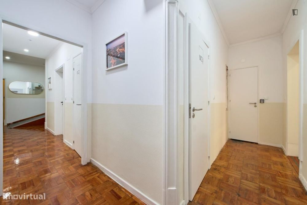 Quarto - localizado em Alameda Lisbon