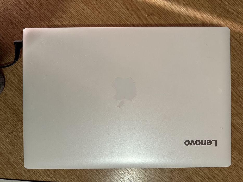 Ноутбук Lenovo