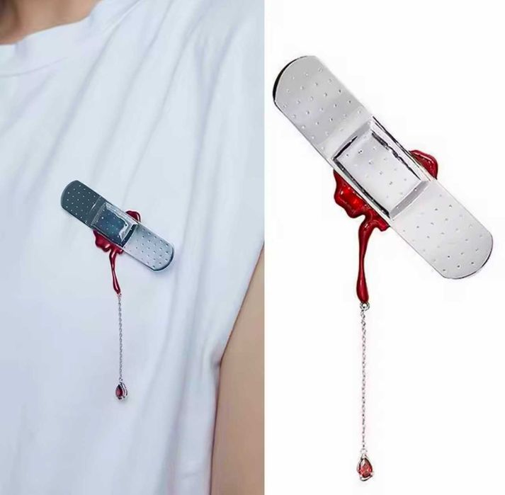 Стильна сучасна брошка