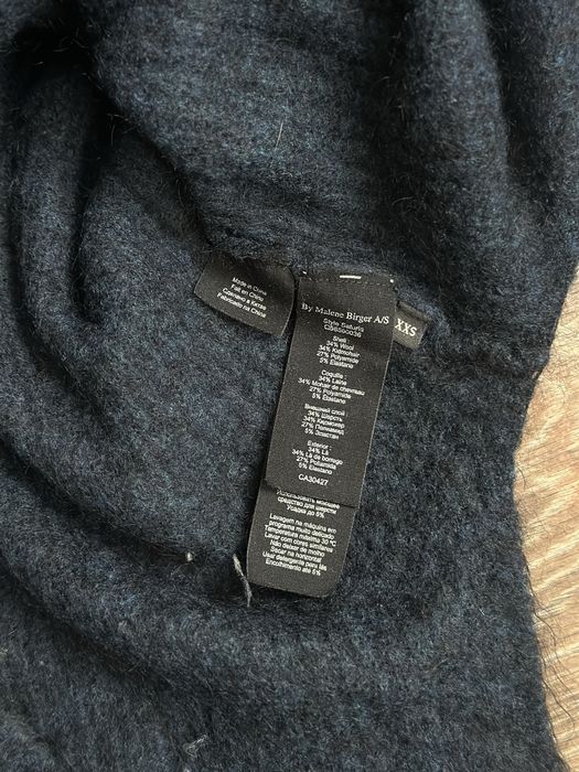 Светр by malene birger з вирізами