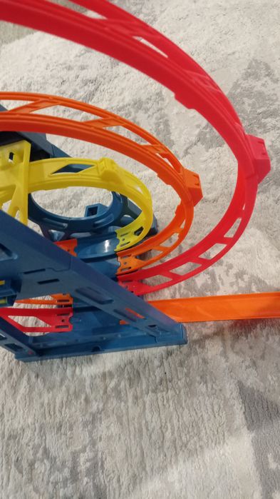 Трек хотвилс тройная петля