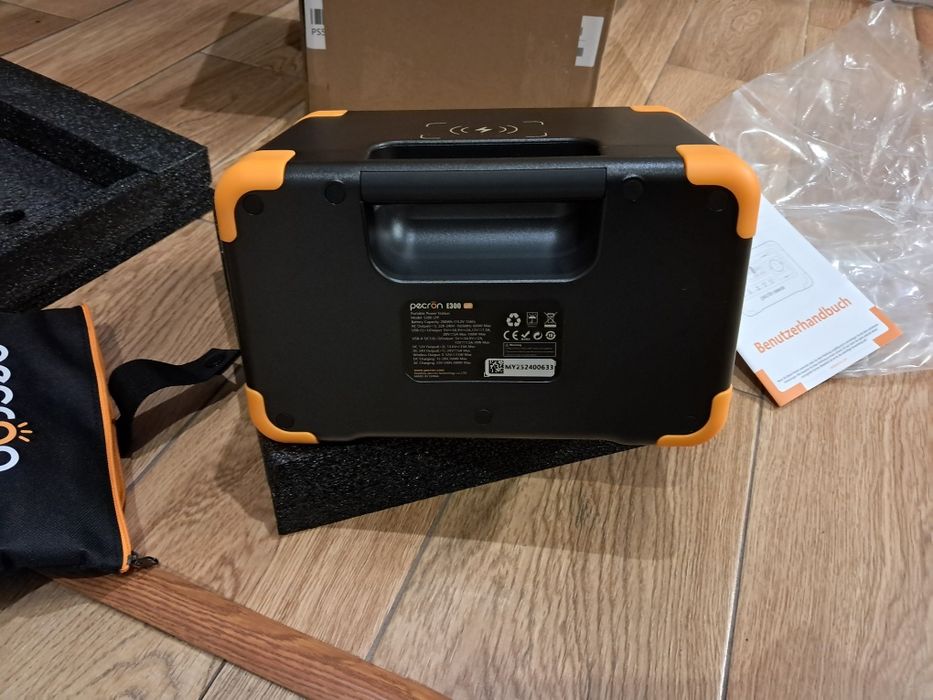 Зарядна станція Pecron E300LFP