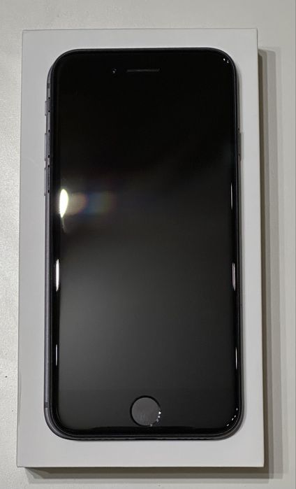 Iphone SE 2020 64GB Preto - Livre