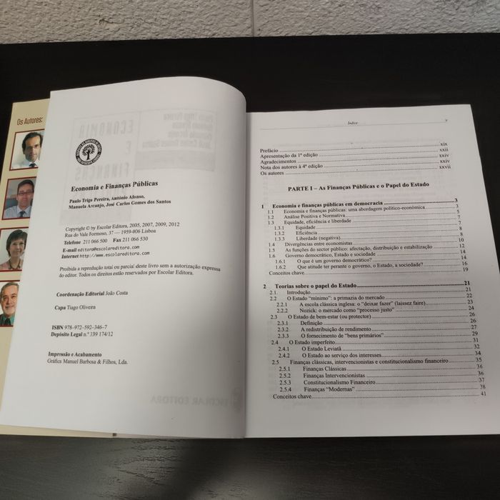 Livro Economia E Finanças Públicas