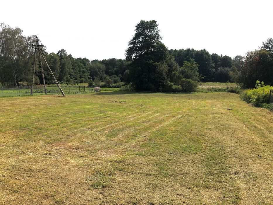Działka z wydanym pozwoleniem na budowę 2000m2