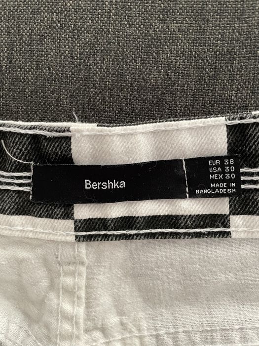Джинси wide в клітинку від Bershka y2k