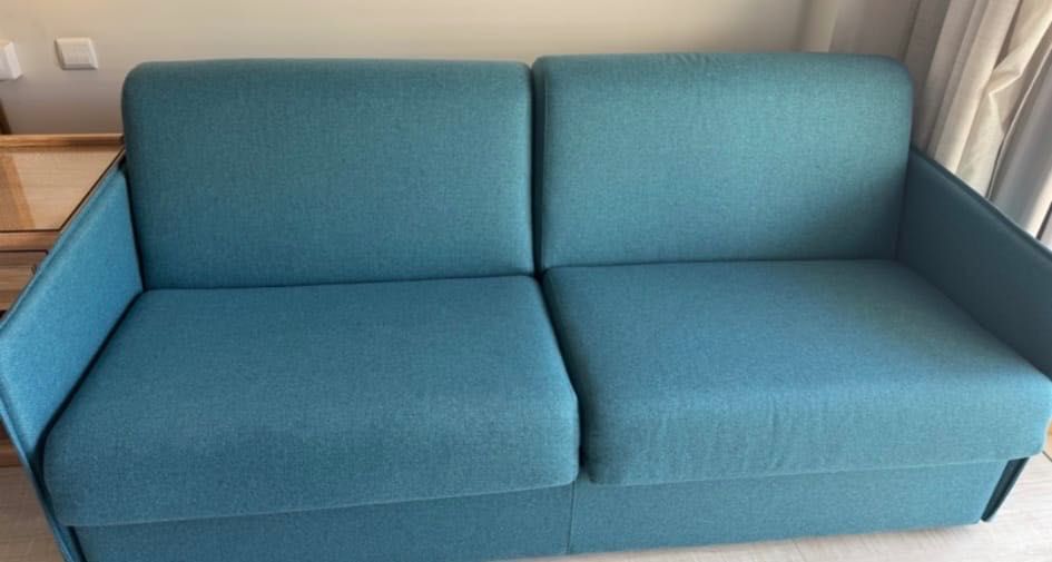 sofa cama azul- 1,200 por 200