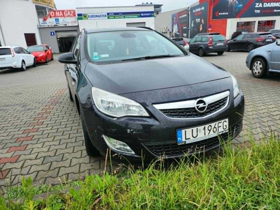Opel Astra J IV 1.4 kombi LPG