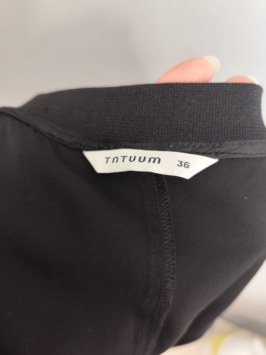 Tatuum sukienka 36 czarna z białymi liniami, paskami