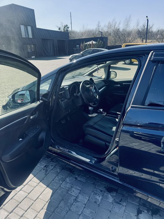 Honda Шатл гибрид, 2018г.